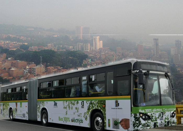 El bus eléctrico con el que los paisas quieren salir del ahogo de la contaminación
