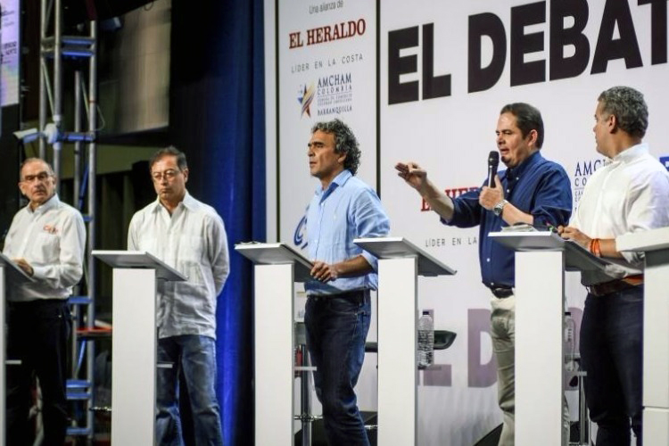 ¿Cómo escoger por quién votar? Estrategias y técnicas de mercadeo manipulan al consumidor