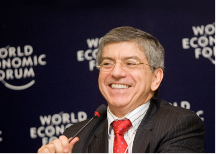 El látigo de Gaviria se hizo sentir: 22 congresistas desisten del apoyo a Petro