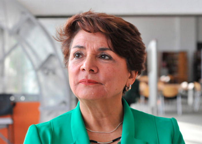 Tambalea la nueva rectora de la Universidad Nacional