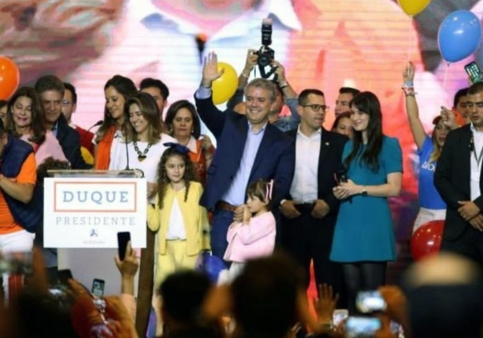 ¡El país de pie para cambiar de rumbo!