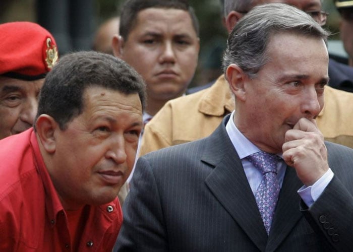 Uribe no es distinto a los dictadores que critica