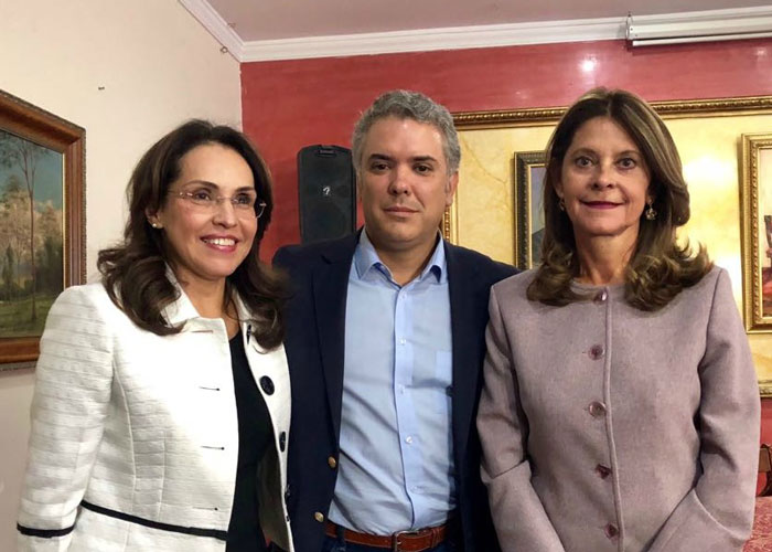 Aló, ¿hablo con los cristianos que Viviane decepcionó?