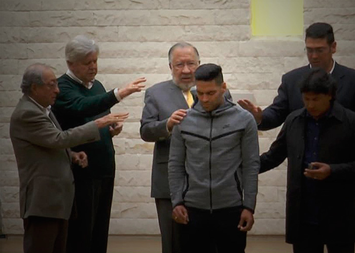 Falcao, en medio de la gloria, sólo piensa en su pastor cristiano