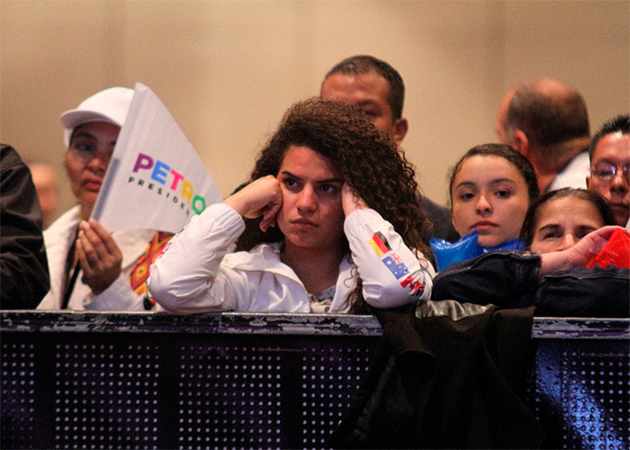 Los petristas resignados y entre lágrimas recibieron la derrota