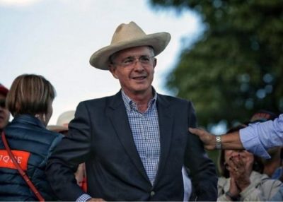  - Las tres del tintero