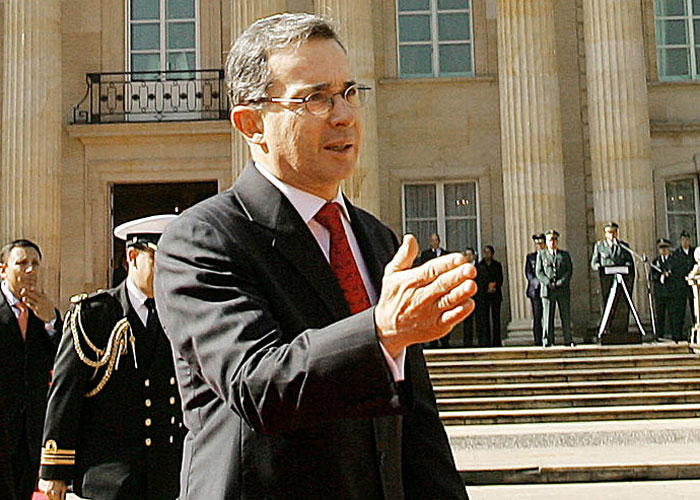 Confieso, voté por Uribe