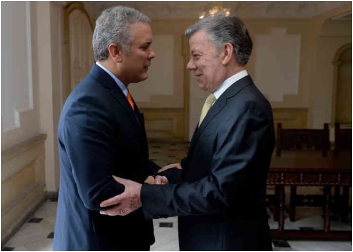 Siete altos exfuncionarios de Santos colados en el empalme de Duque