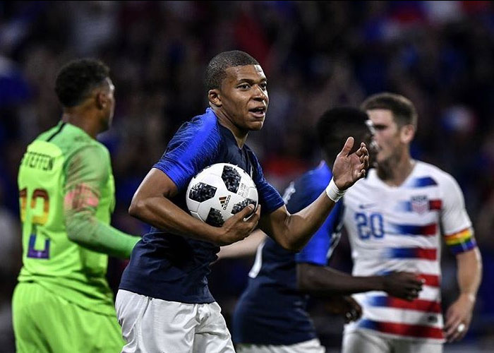 Habemus héroe: Kylian Mbappé emula y supera a Usain Bolt