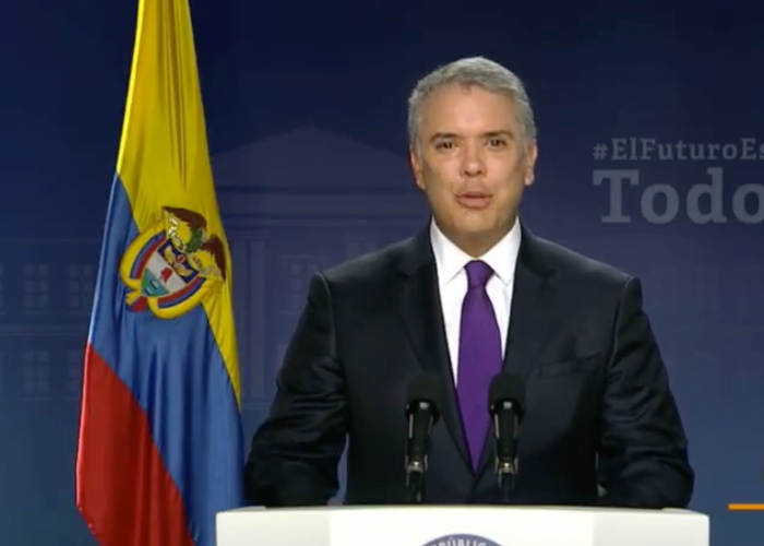 Duque se le abrió a Uribe y a su partido y votó la consulta anticorrupción