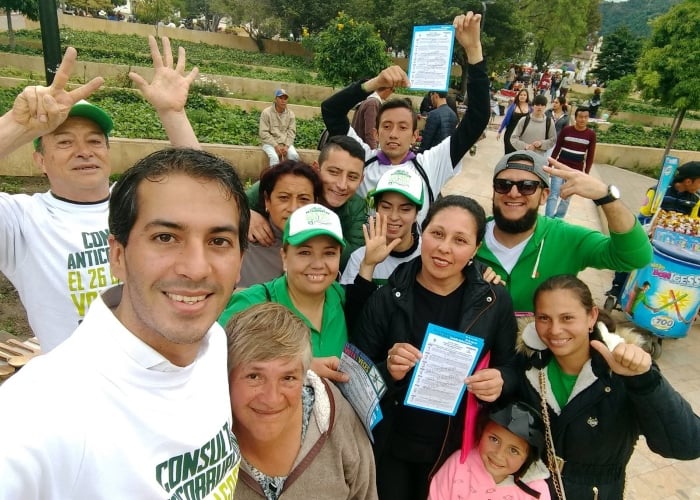 Un ejército de 45 mil muchachos voluntarios, los héroes de la Consulta anticorrupción