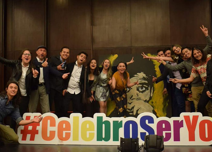 Hoy #CelebroSerYo