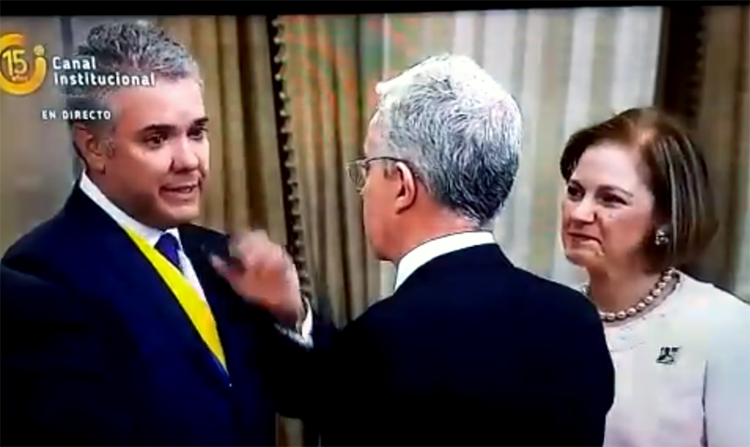 Parece que para ‘el que diga Uribe’, no es ‘lo que diga Uribe’