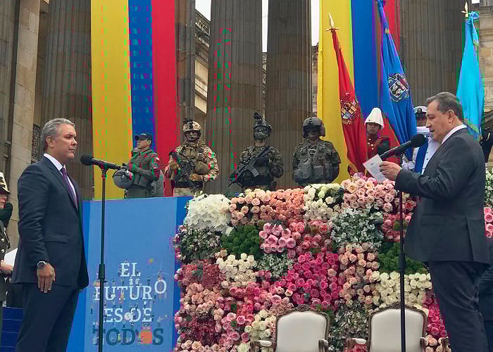 Llamado de unidad destruido por Ernesto Macías