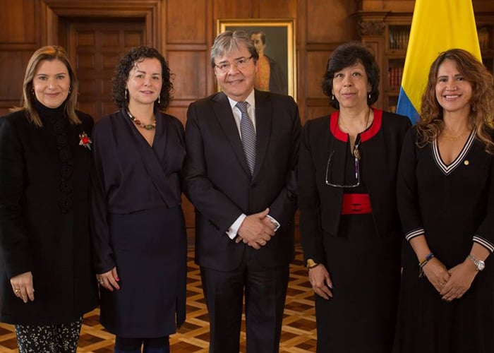 Empoderamiento femenino y meritocracia, la apuesta del Canciller Carlos Holmes