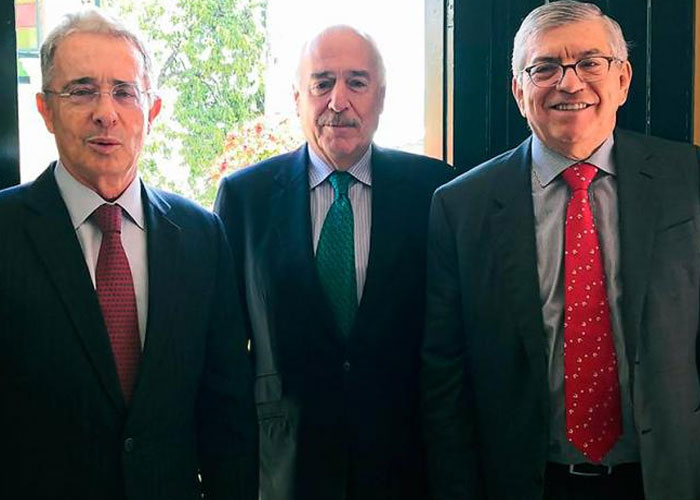 Uribe, Pastrana y Gaviria, ¿el parto de los montes?