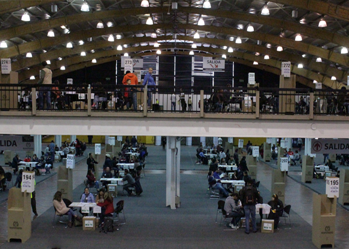 El centavo pa'l peso de la consulta: ¿conspiranoia o realidad inaceptable?