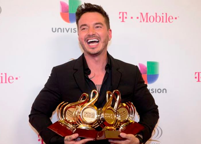Ahora el Grammy se lo gana cualquier vulgar reguetonero