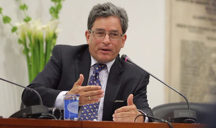 Más impuestos, menos inversión social