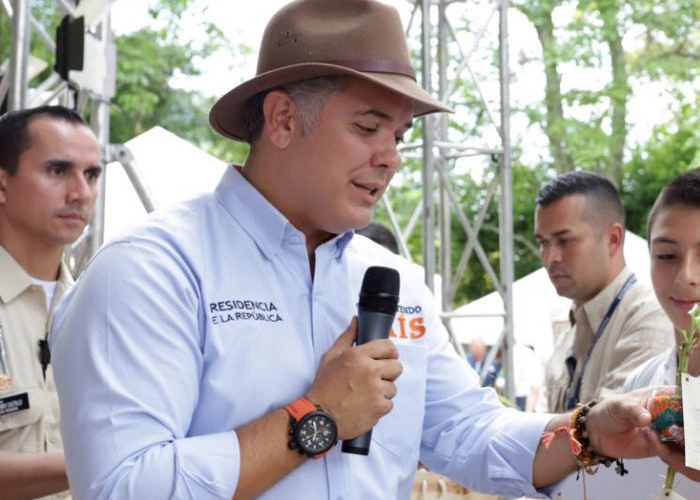 Duque visita el Quindío: ojalá asuma la crisis de Armenia