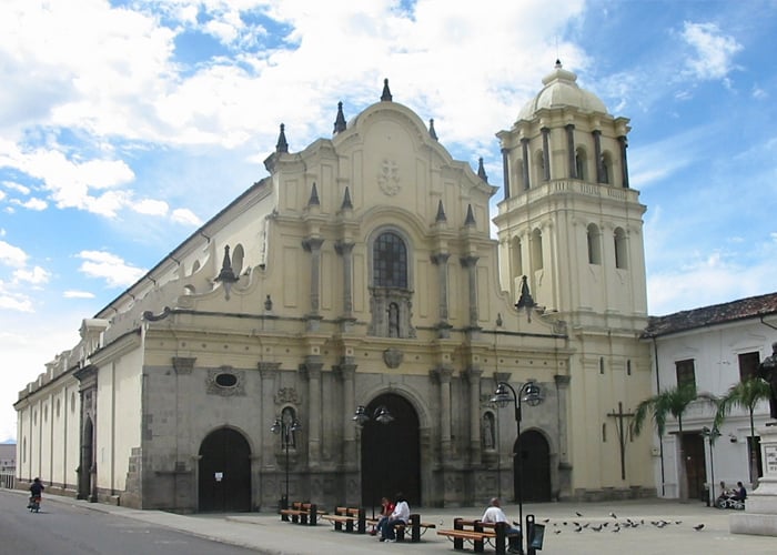 Popayán: generaciones, tiempos y libros