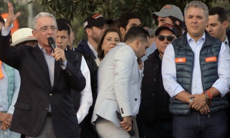 Uribe versus Duque