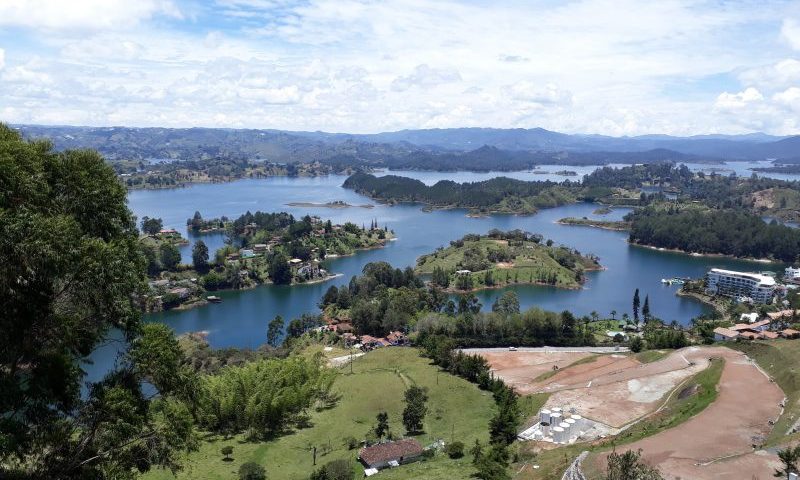 Guatapé, un paraíso de ensoñación - -- Las2orillas - Guatapé, un paraíso de ensoñación