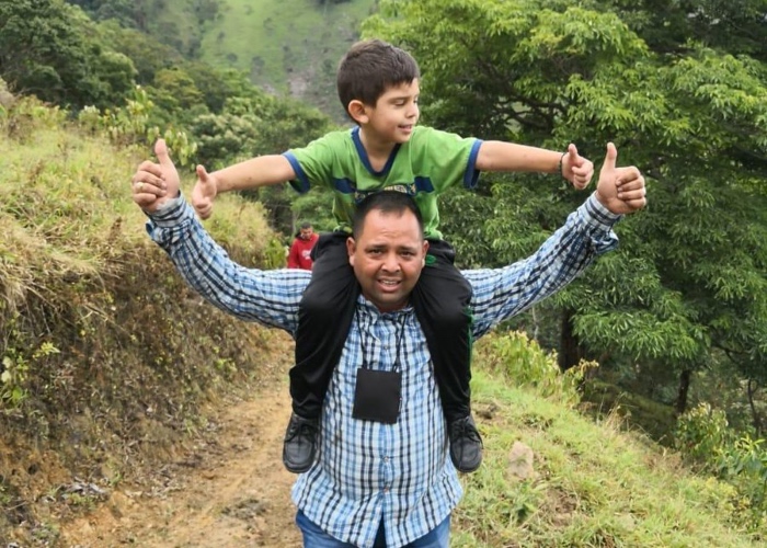 IMÁGENES: el reencuentro de Cristo José con su papá