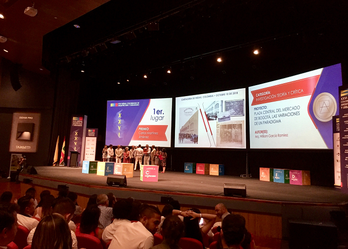 Libro sobre primera plaza cubierta de mercado de Colombia recibe premio en bienal de arquitectura