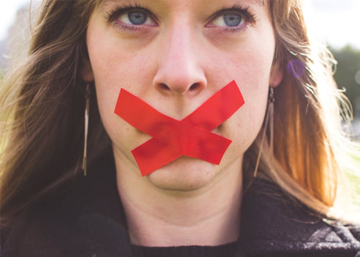 Los jóvenes no quieren pensar, solo memorizar