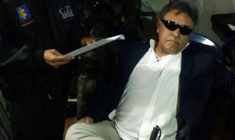 El tinglado de la farsa