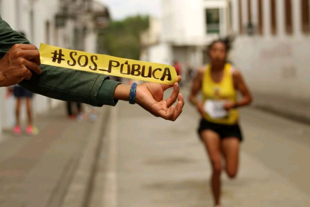 Desnudos y con burlas a Duque y a Cabal: la desesperada protesta estudiantil en Popayán - -- Las2orillas - Desnudos y con burlas a Duque y a Cabal: la desesperada protesta estudiantil en Popayán