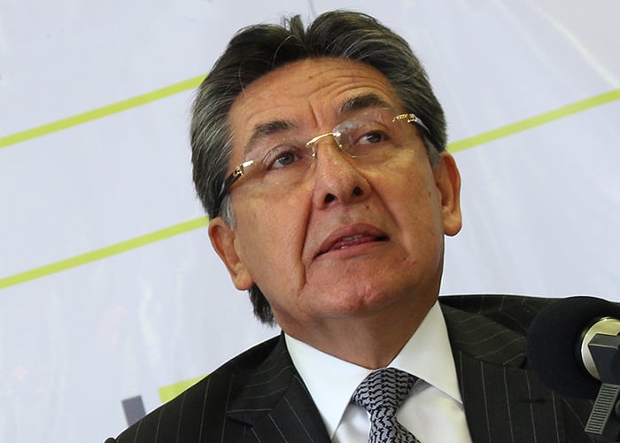 Néstor Humberto Martínez, tan letal como la cobra