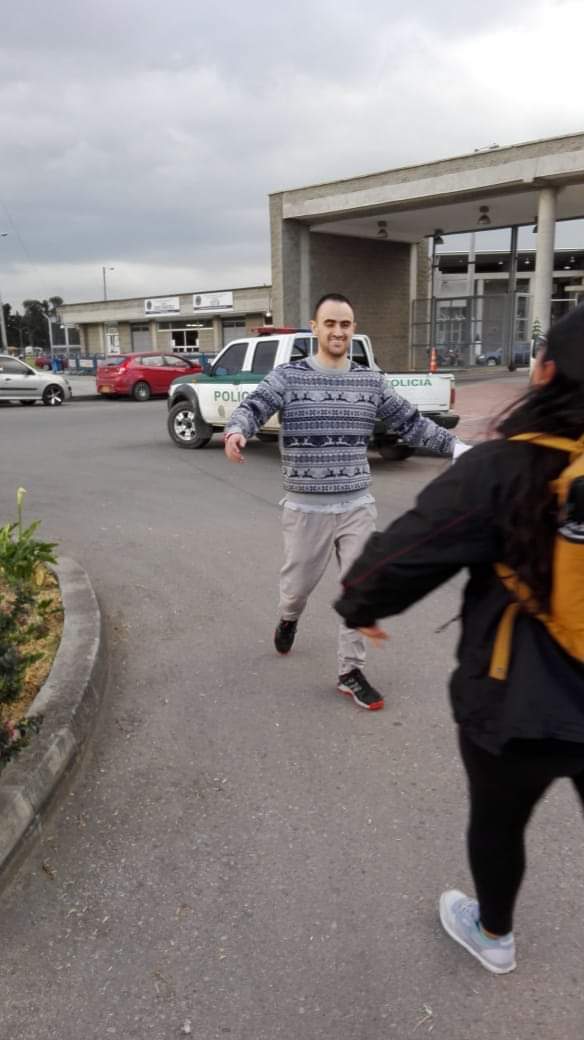  - Cachetada a la Fiscalía: la conmovedora foto de Mateo Gutiérrez en libertad