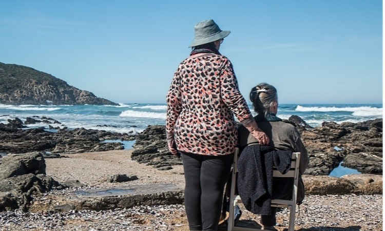 Cuatro micros pa´ pasar las onces