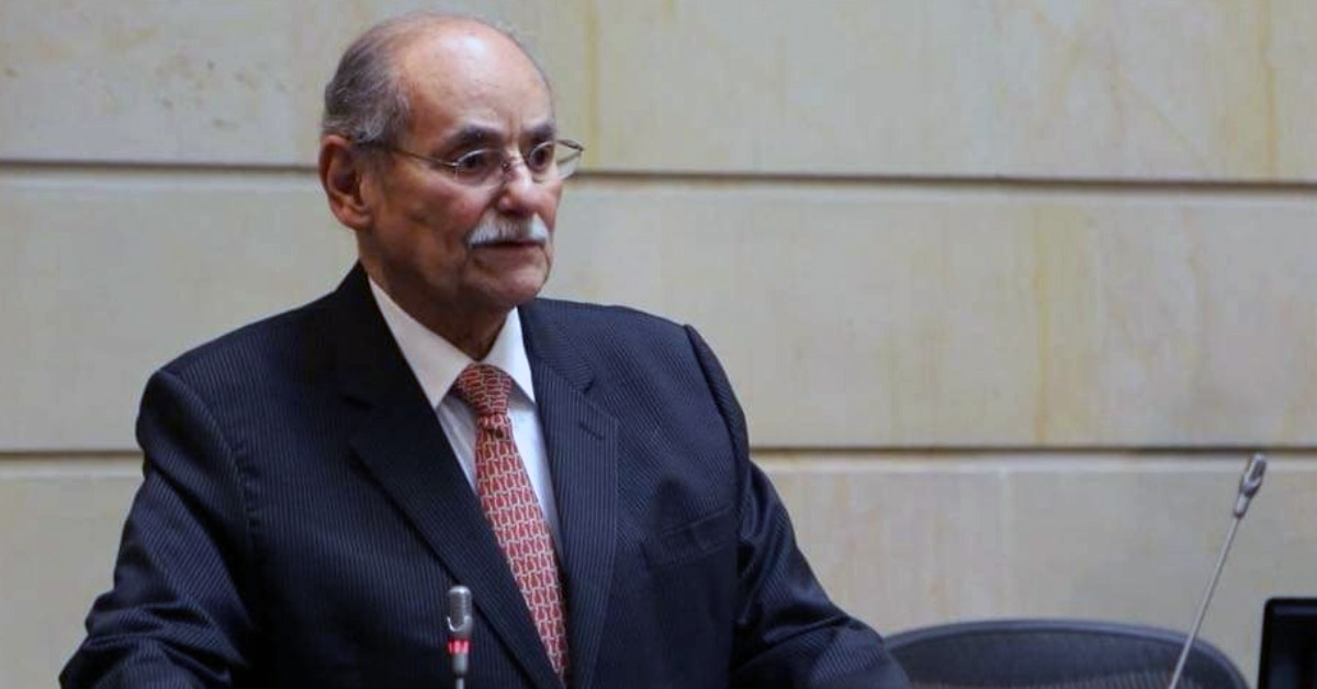 Cien días y dos premios