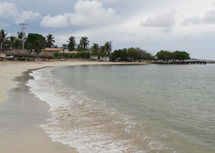 Tierra Bomba, la isla del olvido