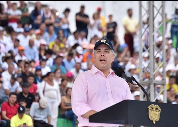 Presidente: insistir y persistir, no desistir