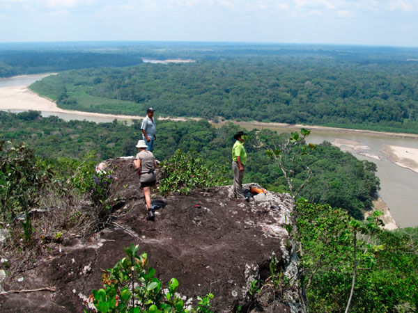 Enfoque de género y PDET en doce municipios rurales y pobres en el suroriente de Colombia