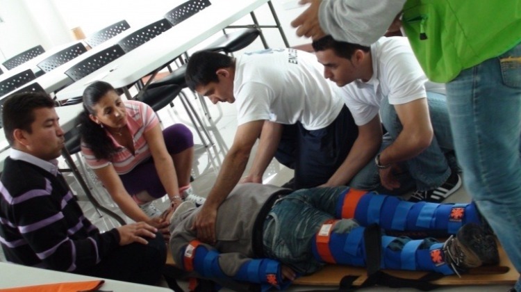 ¡Médico, médico!... papás, a aprender primeros auxilios