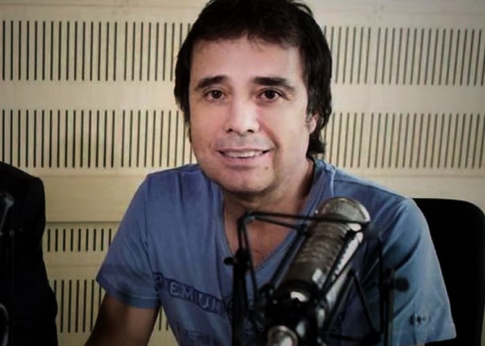 “A César Augusto Londoño le quedó grande El pulso del fútbol”