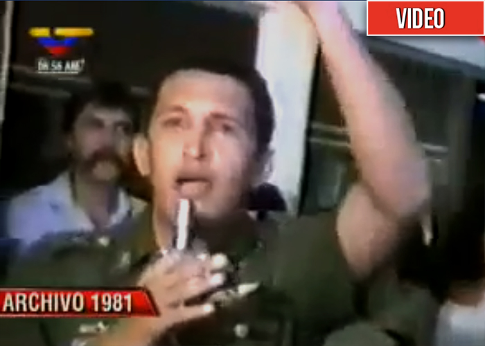 El carisma con el que Chávez arrasó desde que era teniente