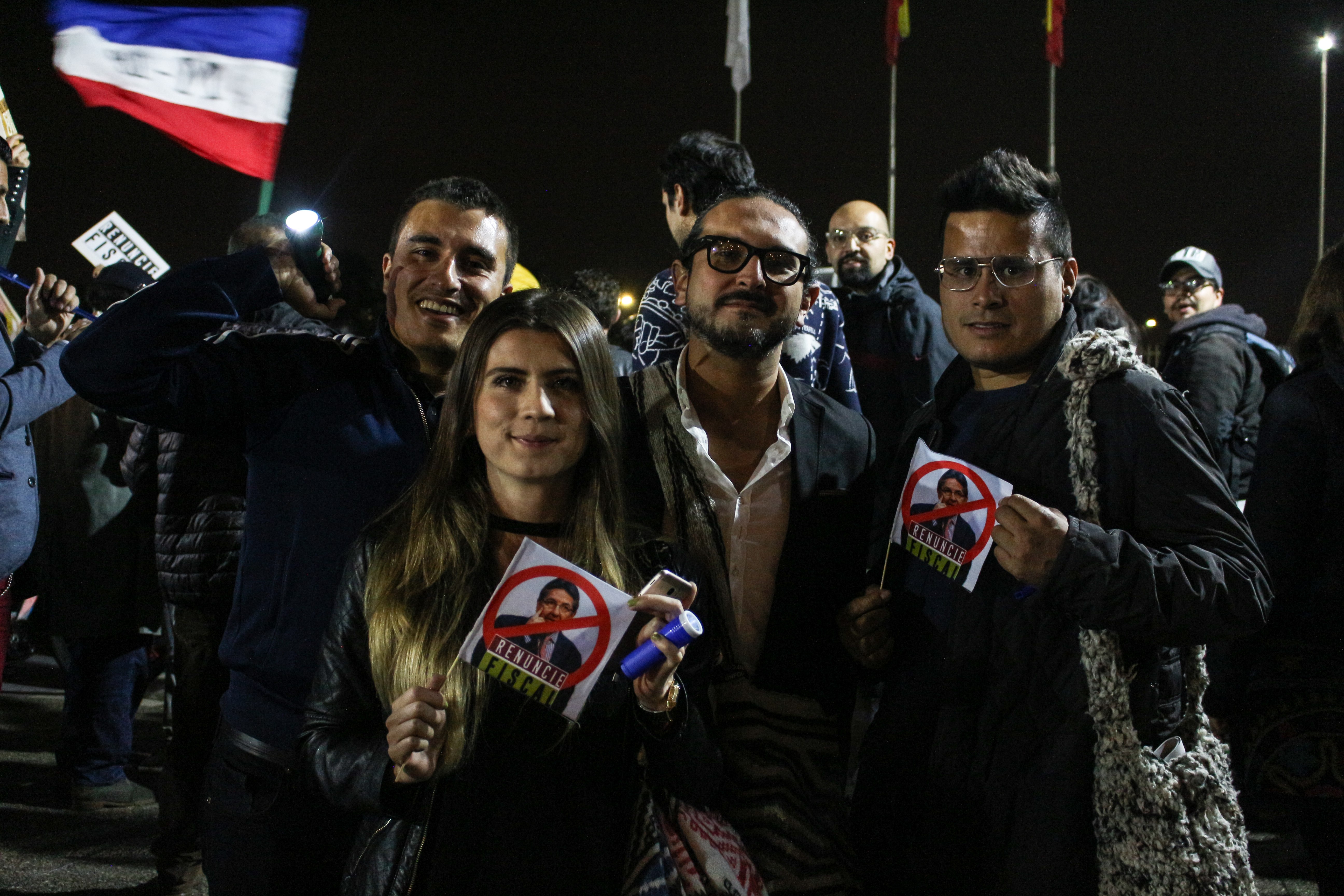  - Menos masivo, pero más influyentes: nuevo plantón contra el fiscal Martínez