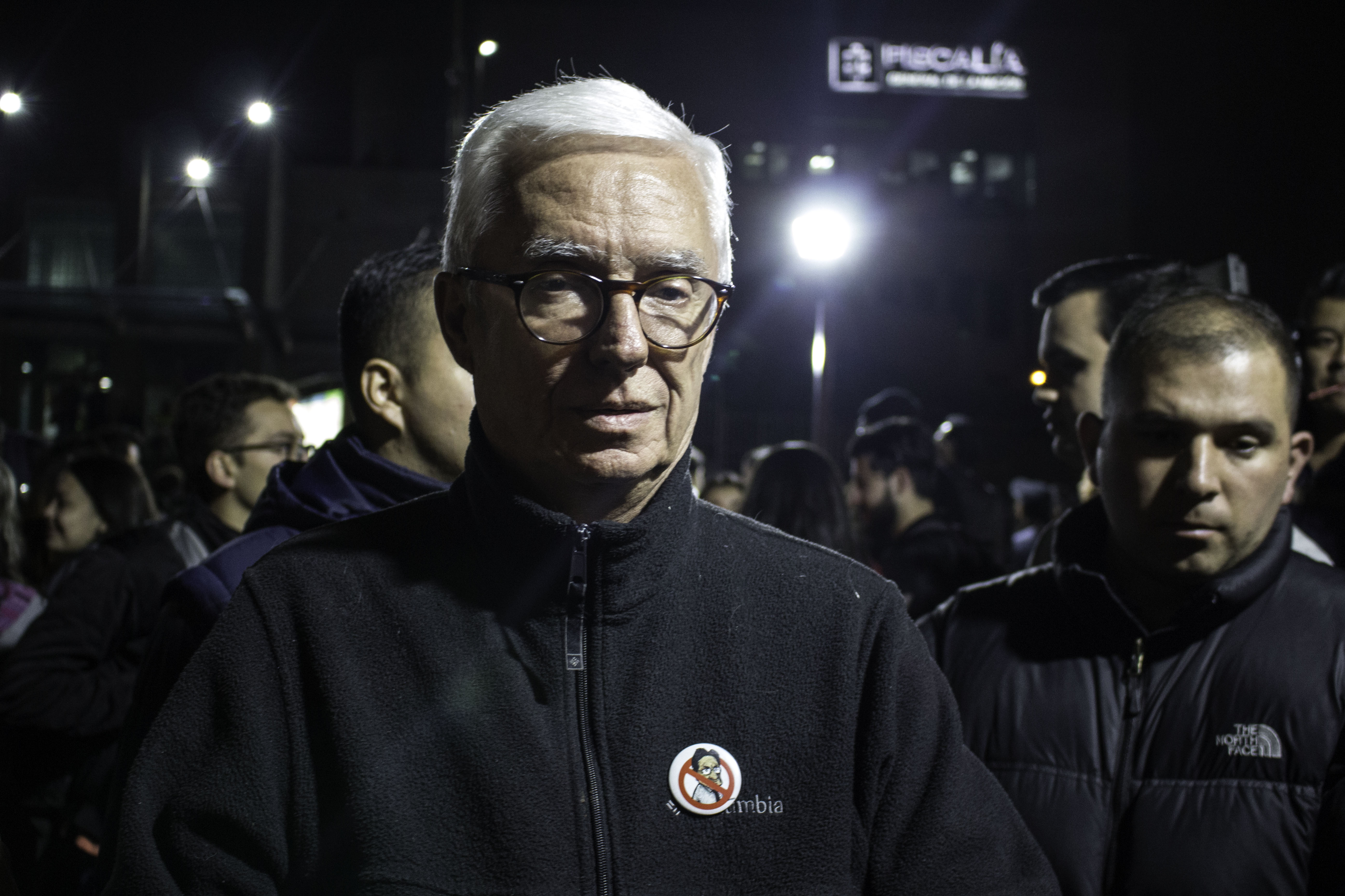  - Menos masivo, pero más influyentes: nuevo plantón contra el fiscal Martínez