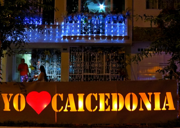 Diciembre en Caicedonia