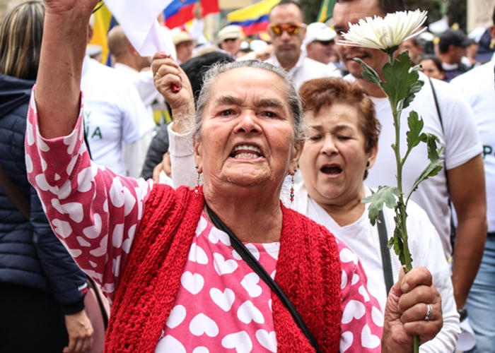 Estamos ad portas de un genocidio en Colombia y nadie dice nada: vergüenza
