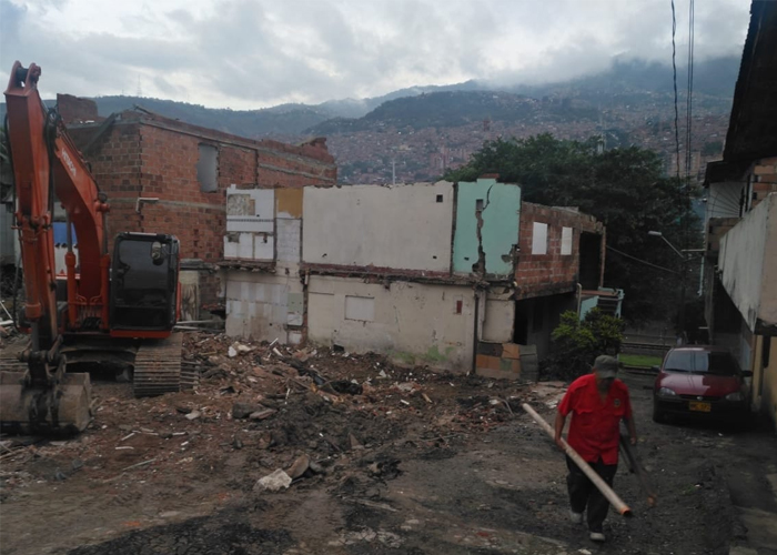 El progreso atropelló a la comunidad de La Paralela en Medellín
