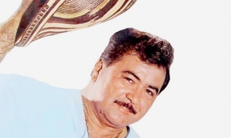 Adolfo Echeverría, otro ídolo maltratado