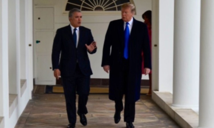 Pelando el cobre. Duque ante Trump