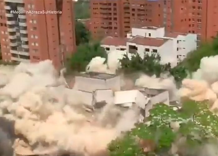 [Video] Así fue la implosión del Edificio Mónaco en Medellín